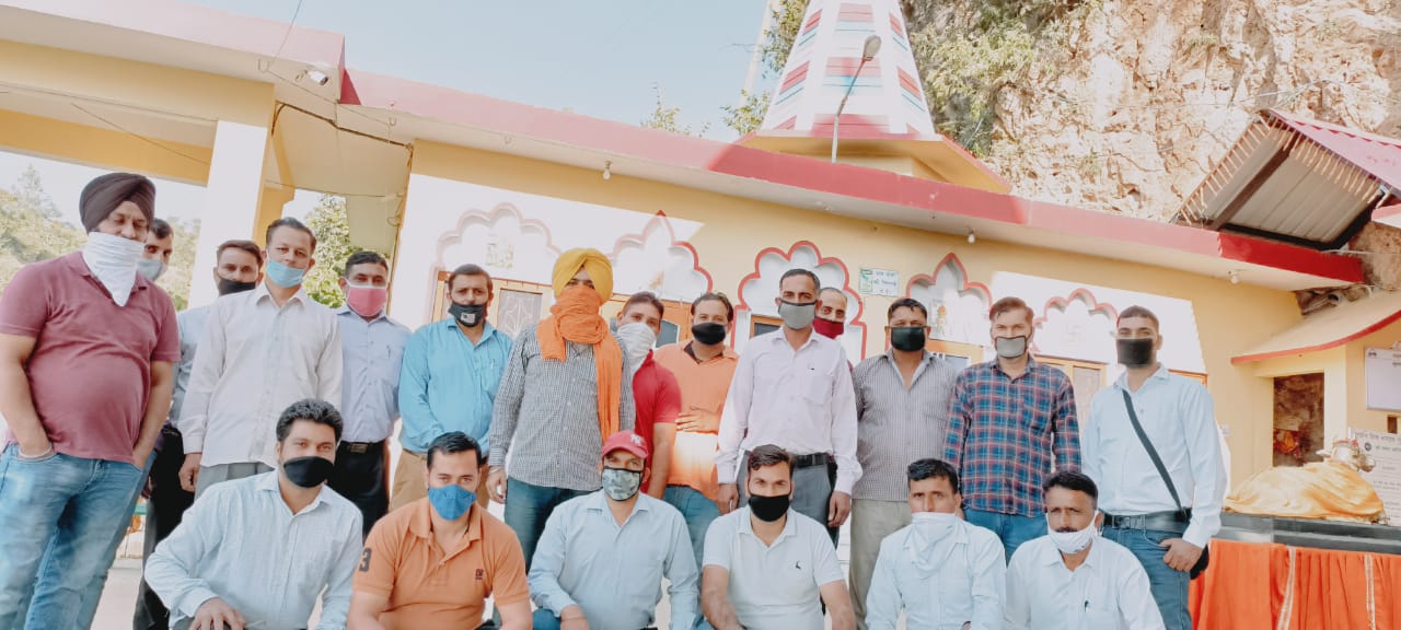 प्रशिक्षित बेरोजगार शारीरिक शिक्षक( पीईटी) संघ सोलन