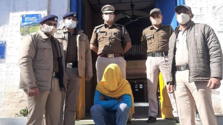 बल्‍ह में पुलिस ने स्‍कॉर्पियो से 14 किलो चरस की खेप सहित दबोचा तस्कर