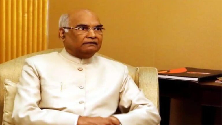 राष्ट्रपति रामनाथ कोविंद को अखिल भारतीय आयुर्विज्ञान संस्थान (AIIMS) में रेफर किया गया है।