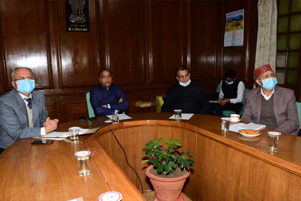 मुख्यमंत्री ने कोविड के बढ़ते मामलों पर जताई चिन्ता,तत्काल प्रभावी कदम उठाने के दिए निर्देश