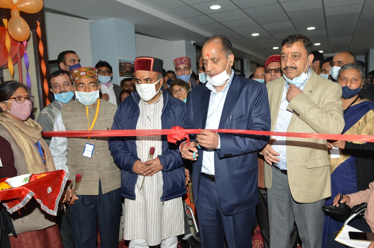 मुख्यमंत्री ने इंटिग्रेटिड मस्कुलर डिस्ट्राॅफी रिहेबिलिटेशन सेंटर के निजी वार्ड का किया लोकार्पण