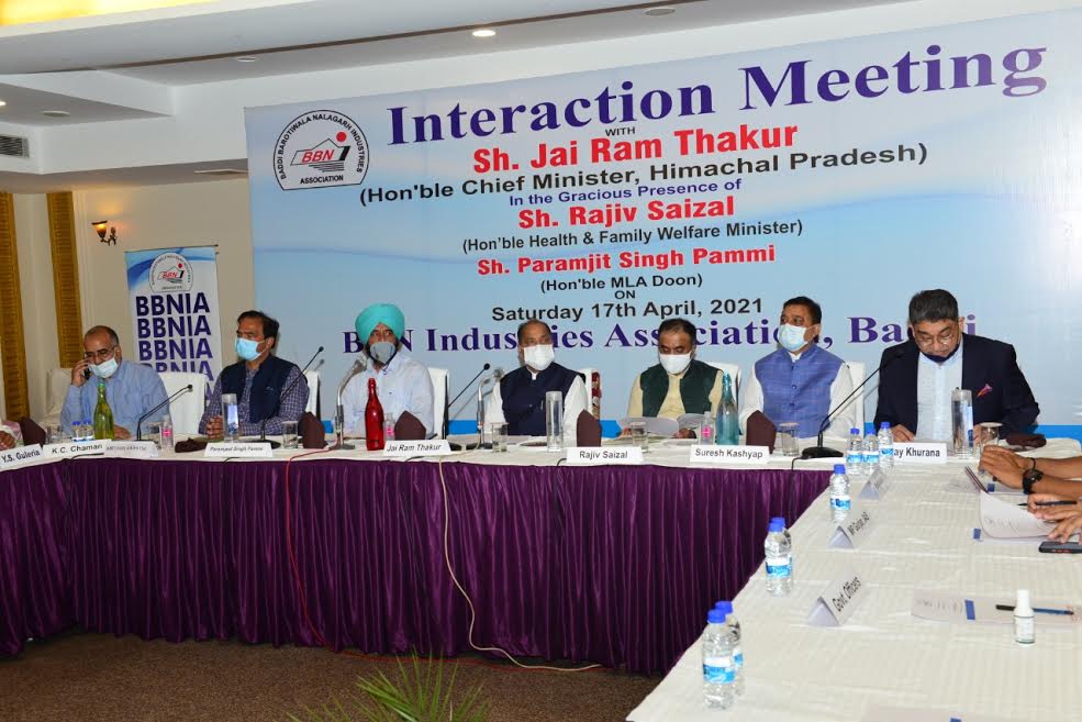 कोविड के खिलाफ लड़ाई में सरकार के प्रयासों को भरपूर सहयोग दें उद्योगपतिः मुख्यमंत्री