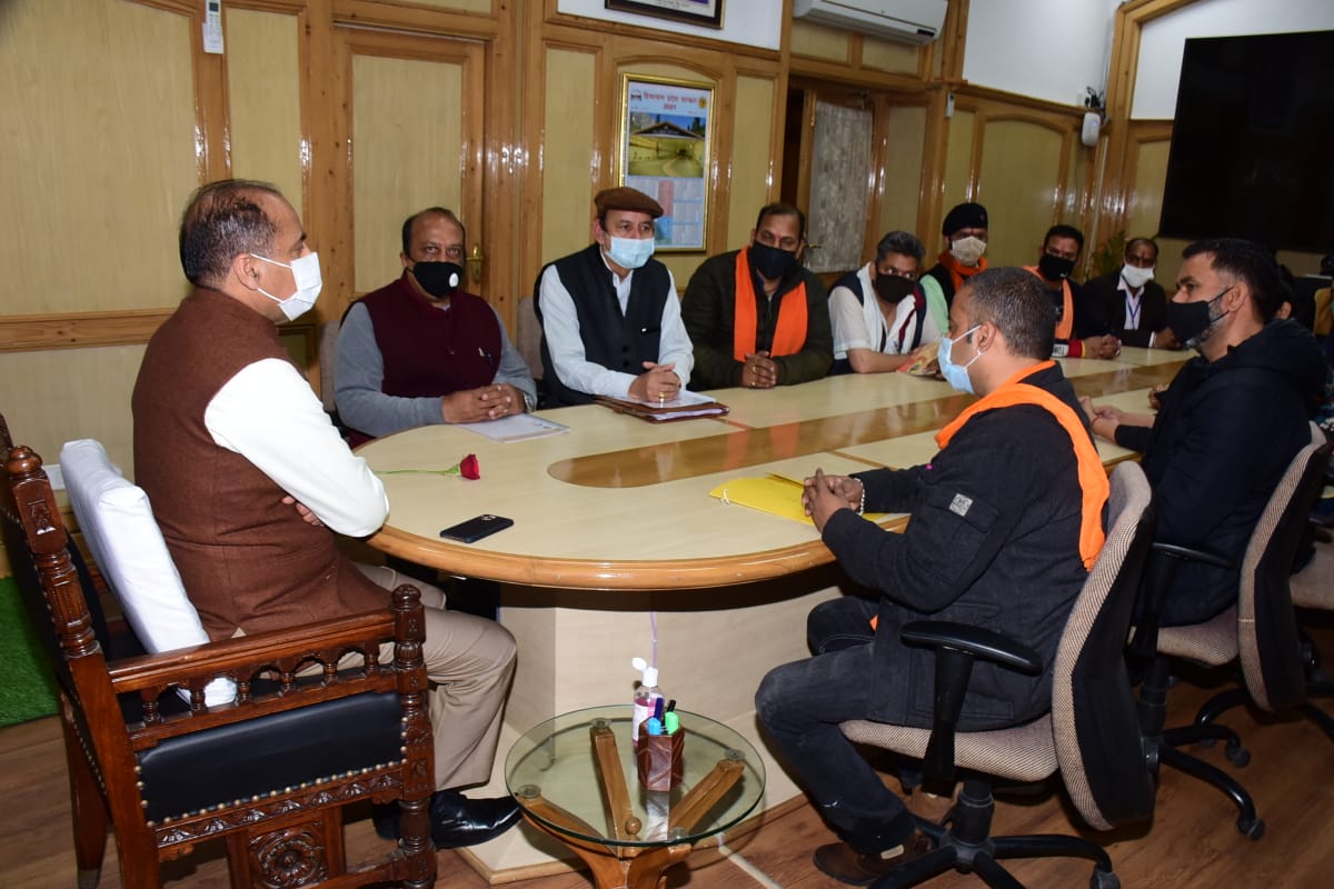 देव भूमि क्षत्रिय सभा व अखिल भारतीय क्षत्रिय महासभा का प्रतिनिधिमण्डल मुख्यमंत्री से मिला