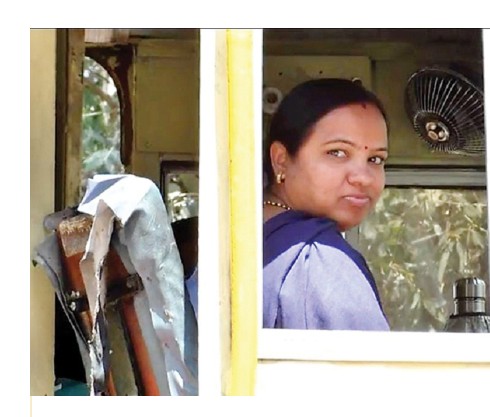 कालका शिमला के ऐतिहासिक रेलवे ट्रेक पर ट्रेन चलाती महिला ड्राइवर