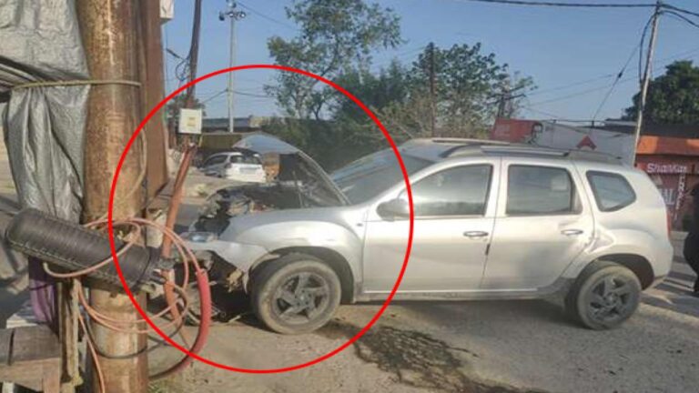 गगरेट में अनियंत्रित होकर गाड़ी खंबे से टकराई, नहीं हुआ जानमाल का नुकसान