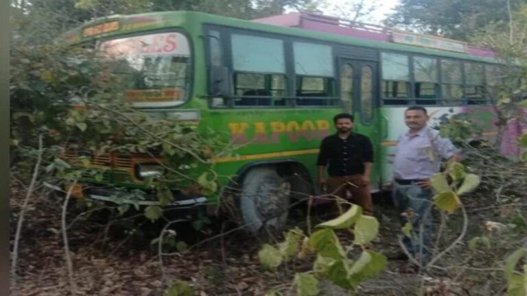 चलती बस में चालक के सीने में अचानक उठा दर्द,मौत से पहले ऐसे बचाई सभी यात्रियों की जान