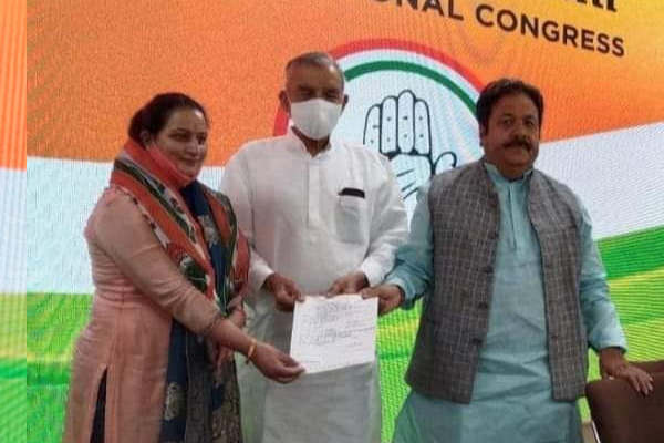 पच्छाद भाजपा से बागी होकर उपचुनाव लड़ने वाली दयाल प्यारी कांग्रेस में शामिल, दिल्ली हाइकमान से ली सदस्यता