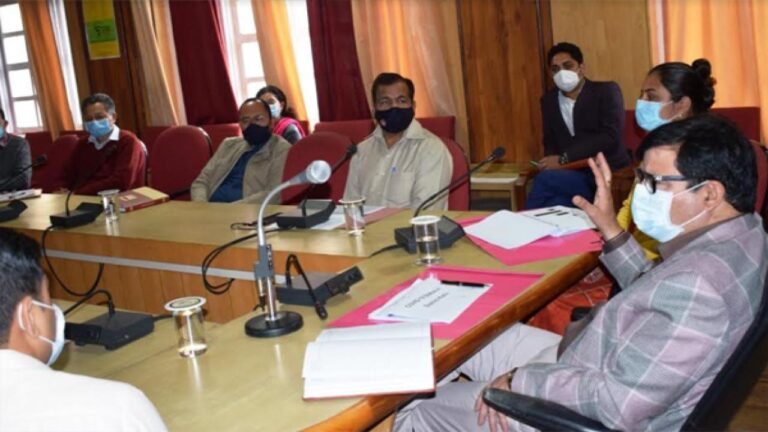 सैलानियों के स्वागत के लिए तैयार है कुल्लू-मनालीः गोविंद ठाकुर