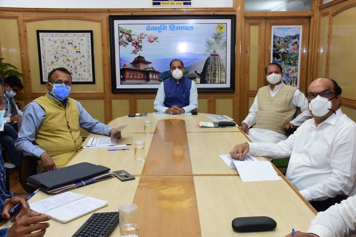 विकासात्मक परियोजनाओं को समयबद्ध पूर्ण करना सुनिश्चित करें: मुख्यमंत्री