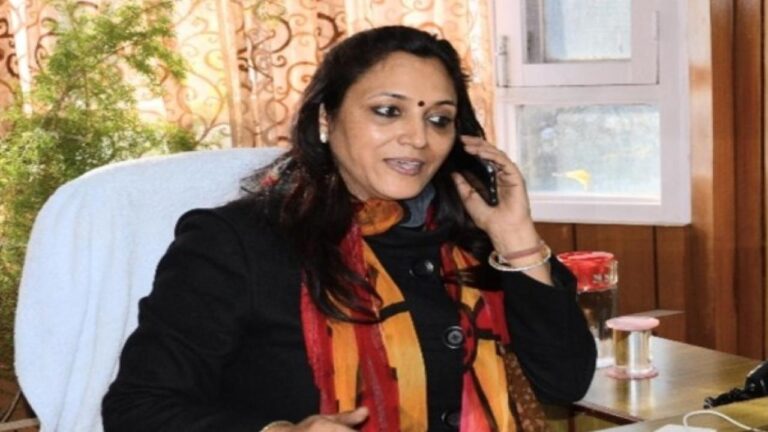 हिमाचल प्रदेश महिला आयोग की अध्यक्ष डॉ. डेजी ठाकुर