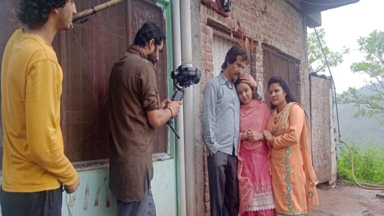 टेली फिल्म में नजर आएगी काथला गांव की महक काथला गांव की महक