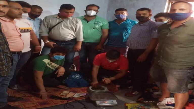 उद्दघोषित अपराधी, (भगोड़ा) धर्म पाल एक बार फिर चरस की खेप सहित गिरफ्तार