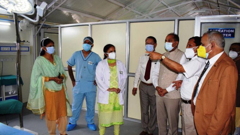 मुुख्यमंत्री ने जिला मण्डी के भंगरोटू में मेक शिफ्ट अस्पताल का लोकार्पण किया