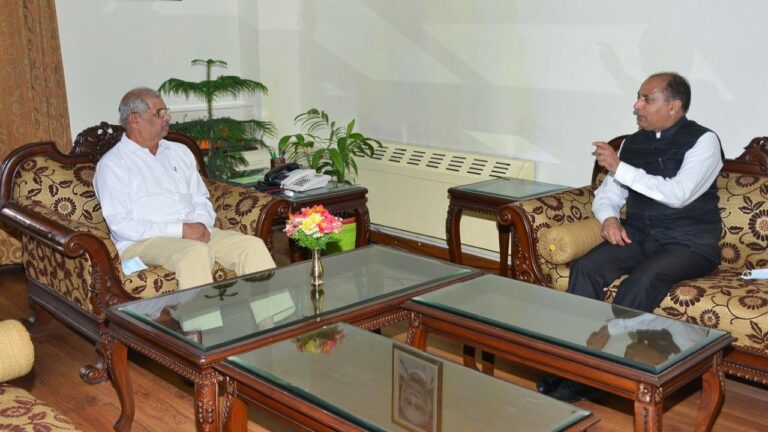 मुख्यमंत्री ने राज्यपाल को बाढ़ की घटनाओं से हुए नुकसान की दी जानकारी