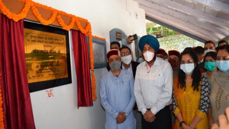 डॉ. राजीव सैजल ने किया कसौली उपमण्डलाधिकारी कार्यालय का विधिवत शुभारम्भ