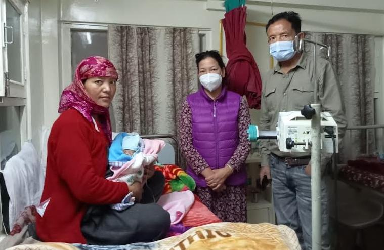 काजा में पहली बार करवाया गया सिजेरियन - छह दिनों तक निगरानी में रहे बच्चा और मां