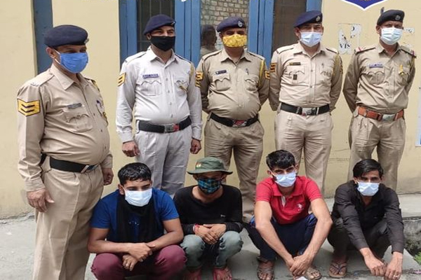 । पीएस रामपुर में धारा 379 आईपीसी के तहत प्राथमिकी दर्ज।