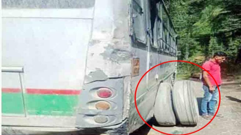 मंडी: चलती बस के दो टायर खुले, बाल-बाल बचीं 32 सावरियां