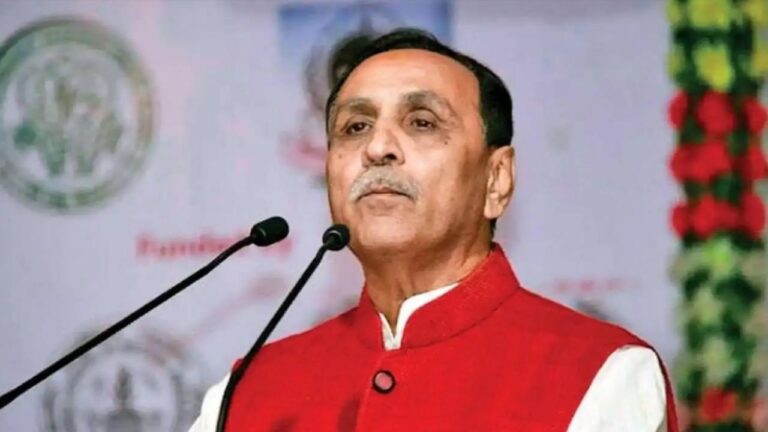 ब्रेकिंग न्यूज: गुजरात के मुख्यमंत्री विजय रूपानी ने दिया इस्तीफा