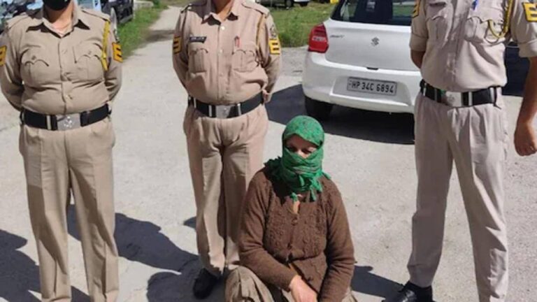 कुल्लू में करीब 2 किलो चरस के महिला तस्कर गिरफ्ता