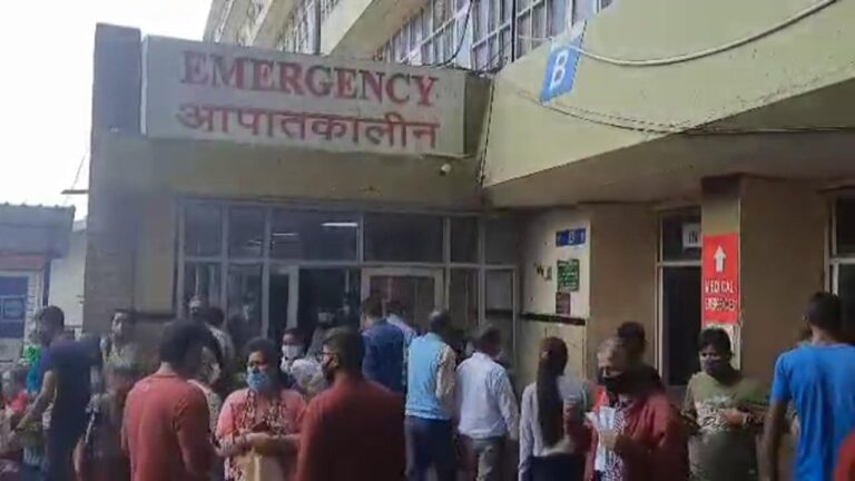 आईजीएमसी में गलत इंजेक्शन से गई जान, परिजनों ने बच्चे की मौत पर हंगामा