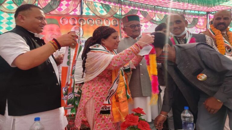 महंगाई-बेरोजगारी से पीड़ित जनता मंडी में भाजपा के खिलाफ वोट कर देगी जबाब :- विनय कुमार