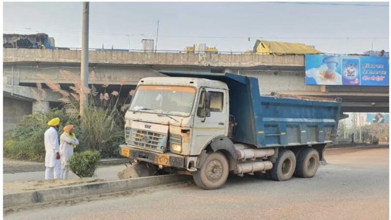 हरियाणा में किसानों के प्रदर्शन स्थल के पास ट्रक ने 6 महिलाओं को कुचला, तीन की मौत