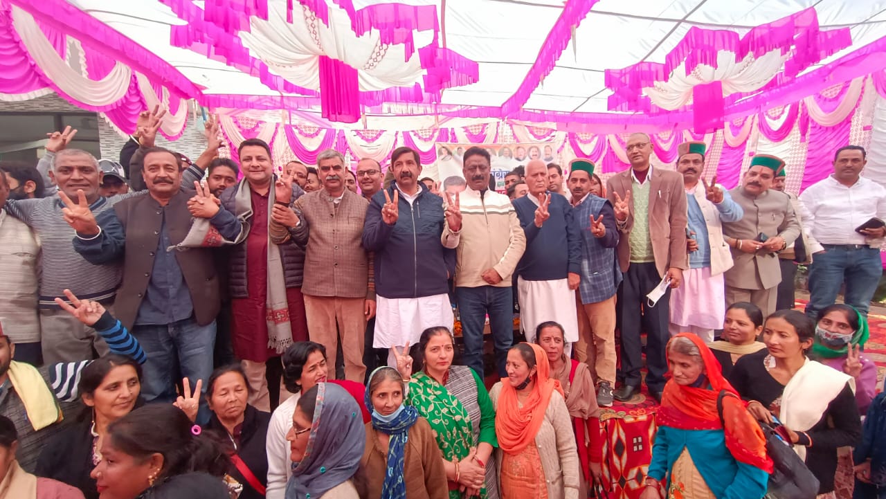 ज्वालामुखी में कांगड़ा के कांग्रेस नेताओं ने दिया जनजागरण अभियान के बहाने एकजुटता का संदेश