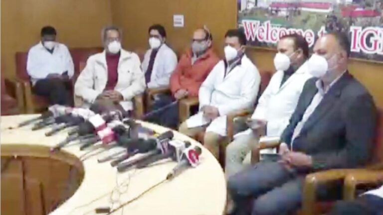 IGMC शिमला के डॉक्टरों ने रचा इतिहास: खाने की नली में हुए कैंसर का पहली बार सफलतापूर्वक ऑपरेशन