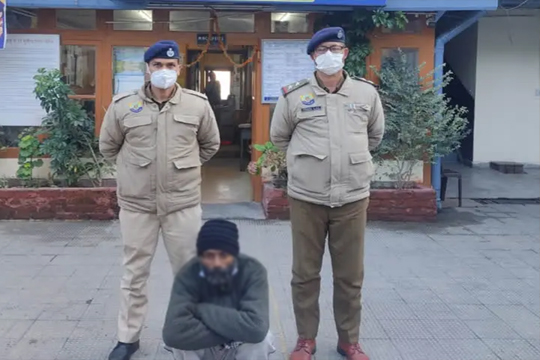 नशे की गिरफ्त में राजधानी शिमला, पुलिस ने दो मामलों में पकड़ा 52.09 ग्राम चिट्टा