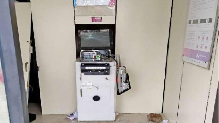 शिमला: आधी रात को एटीएम उखाड़ रहे शातिर को पुलिस ने रंगेहाथ दबोचा