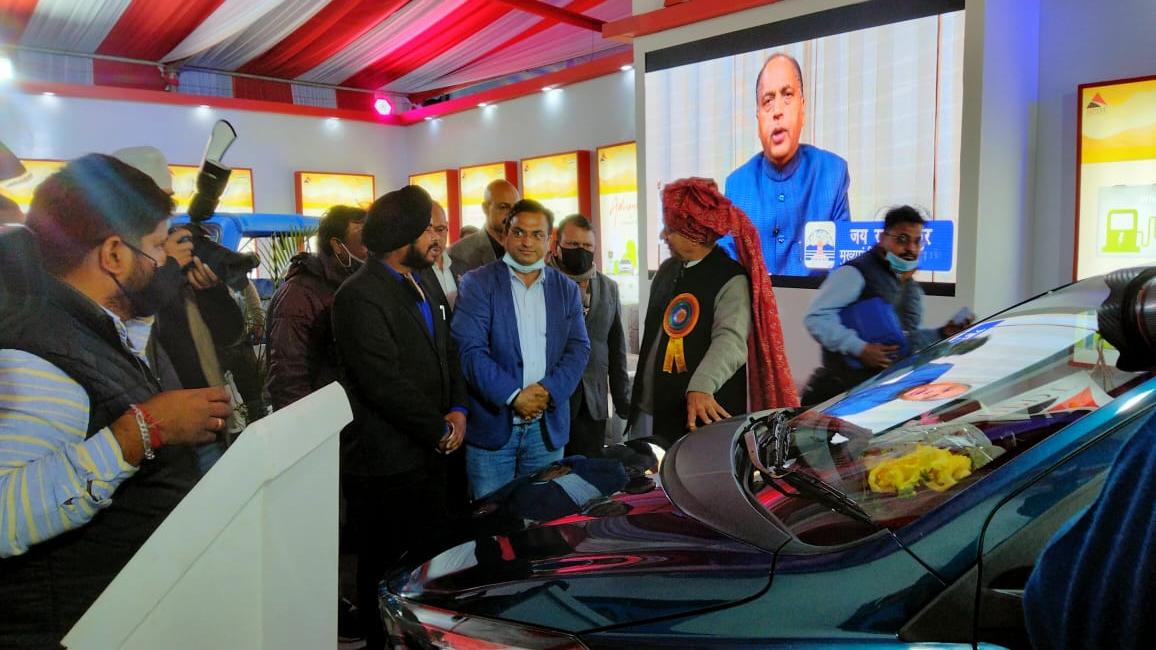 मुख्यमंत्री का ड्रीम, प्रदेश की सड़कों पर दौड़ेंगे इलैक्ट्रिक वाहन, शिवरात्रि मेले में प्रदर्शनी आयोजित