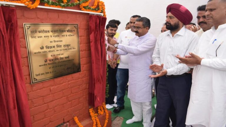 बिक्रम सिंह ने दून विधानसभा क्षेत्र में किए 2.14 करोड़ रुपये की योजनाओं के लोकार्पण एवं शिलान्यास