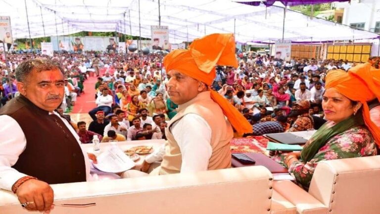 गलोड़ में डिग्री कॉलेज तथा नादौन विधानसभा क्षेत्र में दो स्वास्थ्य उप-केंद्र खोलने की घोषणा की