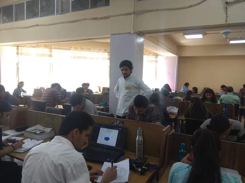 कॉलेज कैडर प्राध्यापकों के खाली पड़े पदों पर जल्द हों भर्ती