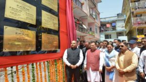 मुख्यमंत्री ने रोहड़ू में 102 करोड़ रुपये की विकासात्मक परियोजनाओं के लोकार्पण और शिलान्यास किए