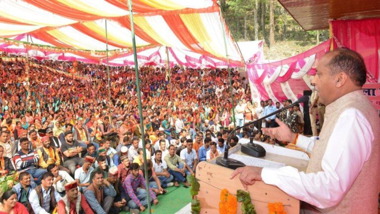 मुख्यमंत्री ने बंजार में किए 62 करोड़ रुपये की विकासात्मक योजनाओं के लोकार्पण एवं शिलान्यास