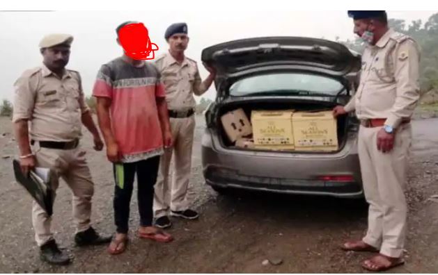सिरमौर में नाकाबंदी के दौरान पुलिस को मिली सफलता,शराब की खेप के साथ कार चालक गिरफ्तार