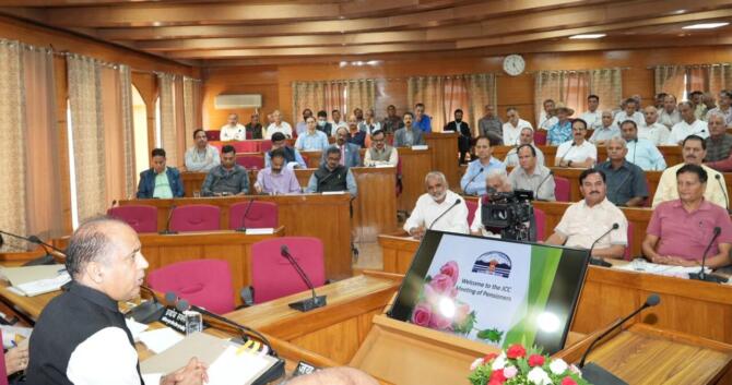 मुख्यमंत्री ने की पेंशनभोगियों की संयुक्त सलाहकार समिति की बैठक की अध्यक्षता