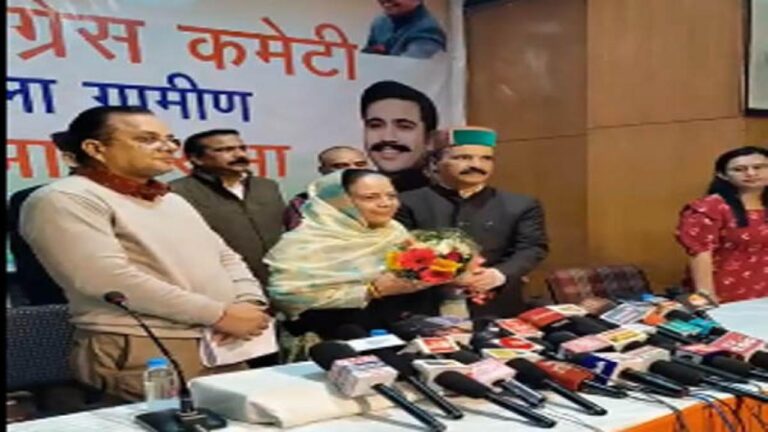 आम आदमी पार्टी का दामन छोड़ हिमाचल कांग्रेस में शामिल हुए एसएस जोगटा