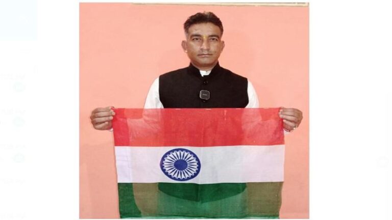 वर्तमान सरकार राष्ट्रीय ध्वज को बेचकर कर रही है तिरंगे का अपमान :- आजाद हिंद क्रांतिकारी पार्टी