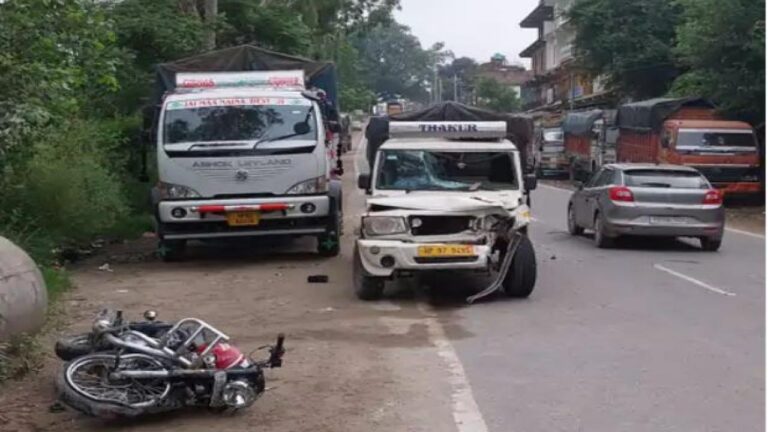 सुंदरनगर: जीप ने मारी बुलेट को मारी टक्कर, दर्दनाक सड़क हादसे में बुझ गए दो घरों के इकलौते चिराग