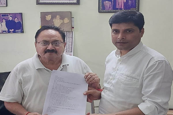 प्रदेश कांग्रेस कमेटी सचिव राजीव राणा ने किया हमीरपुर विधानसभा से टिकट के लिये आवेदन