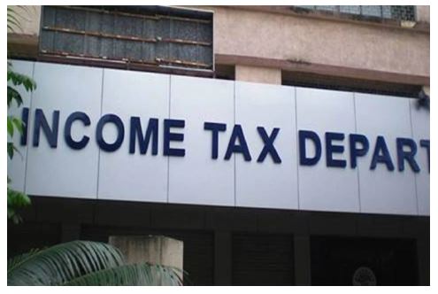 आयकर विभाग का बड़ा एक्शन: राजनीतिक फंडिंग के लिए टैक्स चोरी पर देशभर में 50 जगहों पर रेड