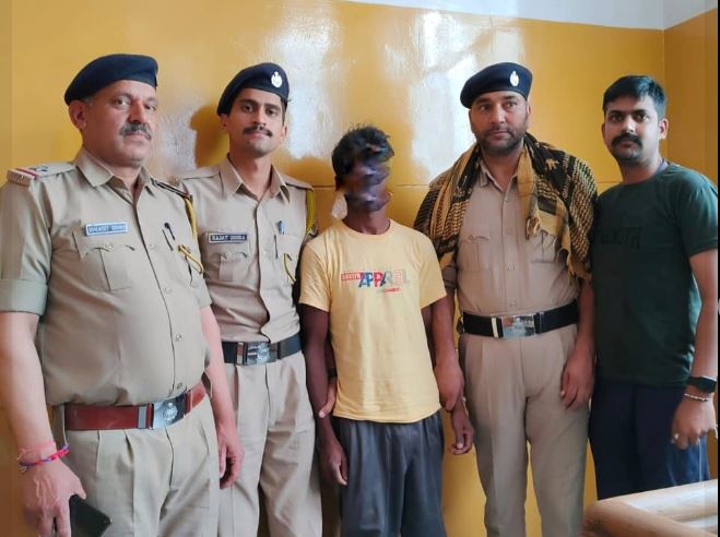 वाह पुलिस! केलांग से 2 लाख रुपए की चोरी करने वाले आरोपी को झारखंड से दबोचा