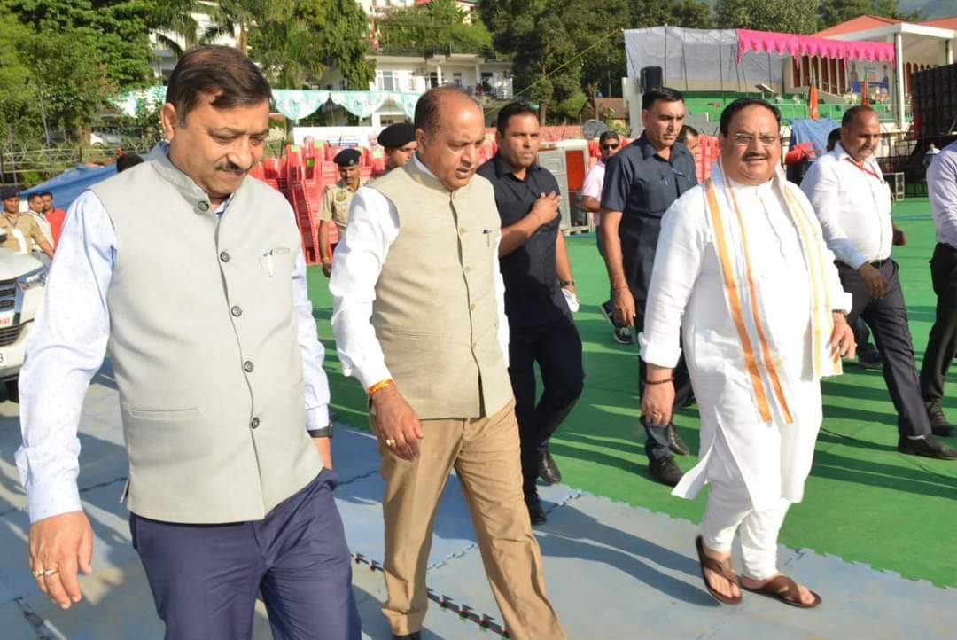 जगत प्रकाश नड्डा और जय राम ठाकुर ने किया एम्स का निरीक्षण