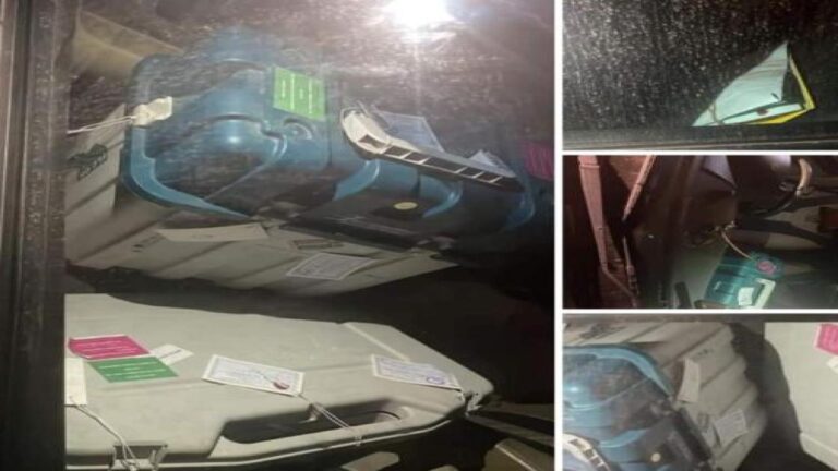 रामपुर: निजी वाहन से ईवीएम ले जाने पर जमकर हुआ बवाल, चुनाव आयोग ने दिए जांच के निर्दश