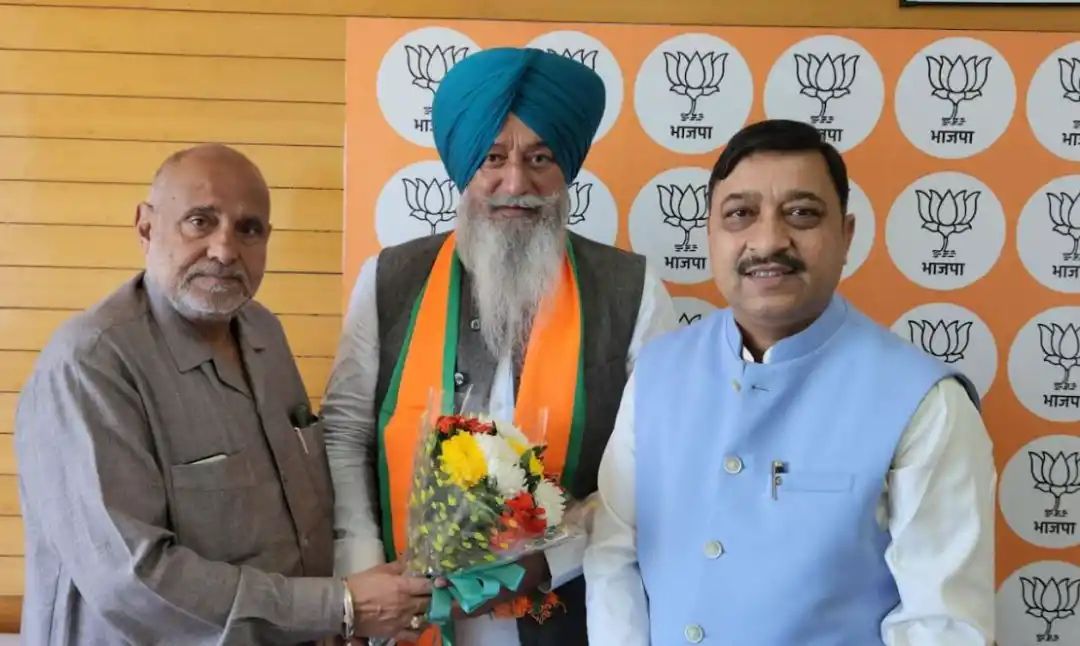 हिमाचल प्रदेश में AAP को झटका, BJP में शामिल हुए प्रदेश सह प्रभारी कुलवंत सिंह भाठ