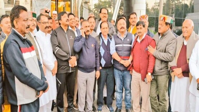 भारत जोड़ो यात्रा के में राहुल गांधी संग शामिल हुए हिमाचल सीएम सहित कांग्रेस के 40 विधायक