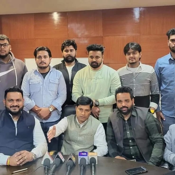 मुख्यमंत्री पर अभद्र भाषा का प्रयोग करने पर पूर्व उद्योग मंत्री बिक्रम सिंह ठाकुर मांगें माफी : राजीव राणा 